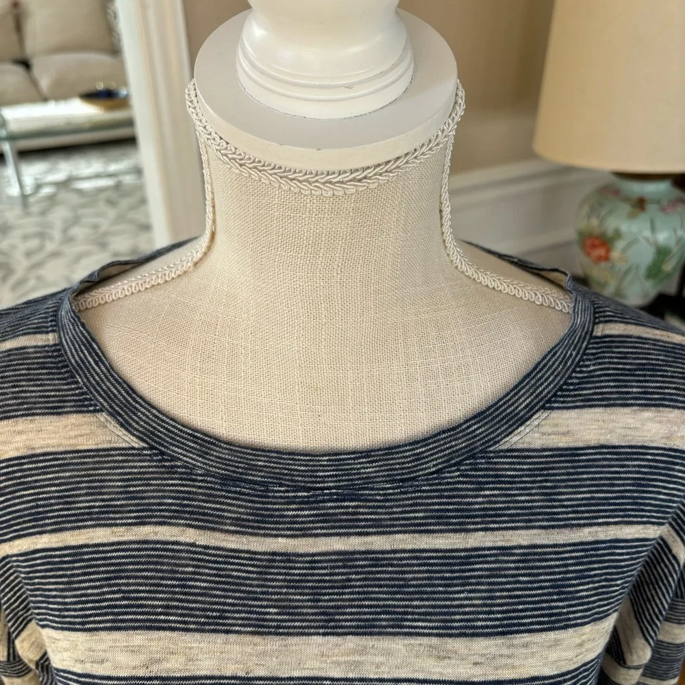 Madewell women’s medium blue cream stripped 100% Linen‎ 3/4 sleeve top - Picture 3 of 7